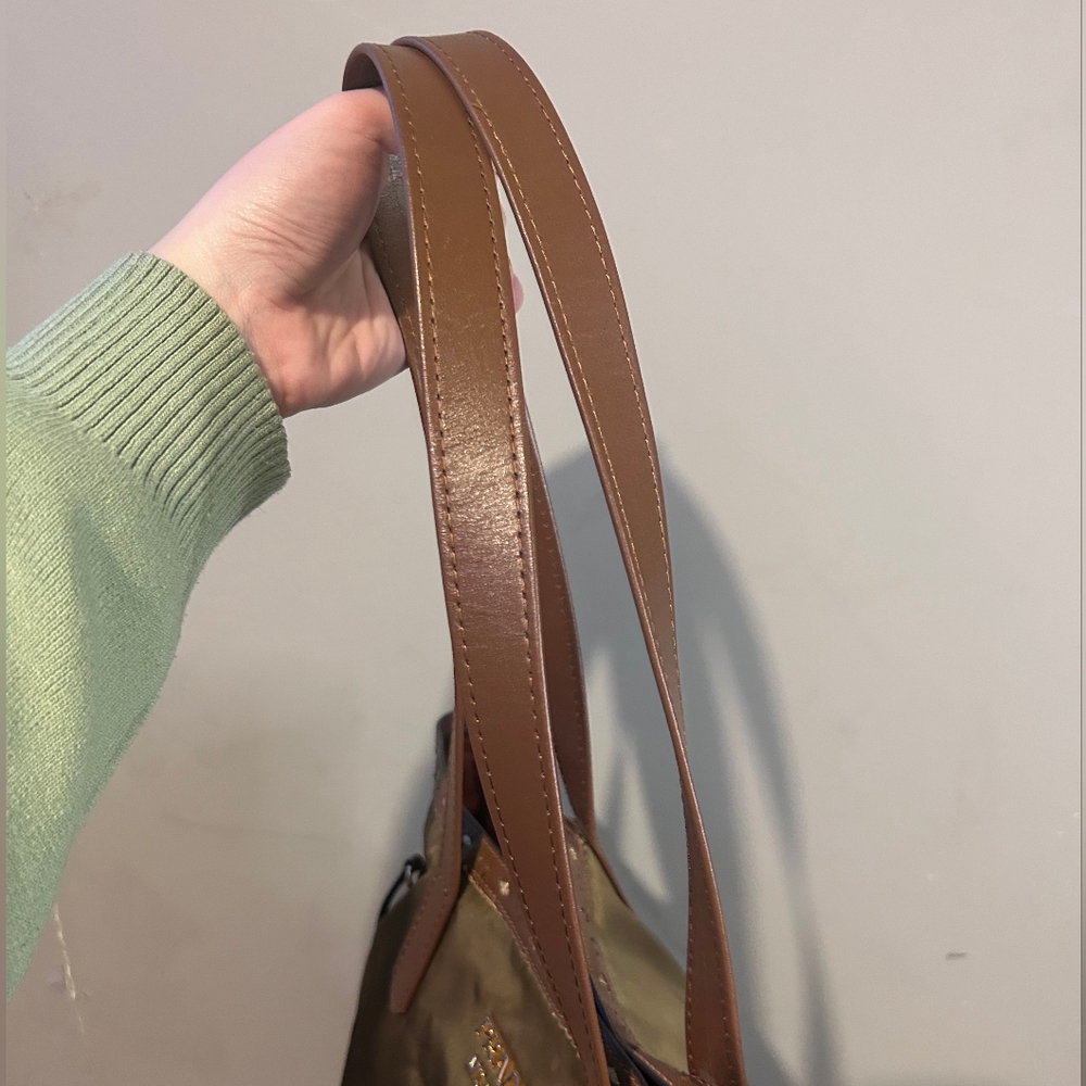 Green Prada Nylon Tote Bag - Picture 2 of 11